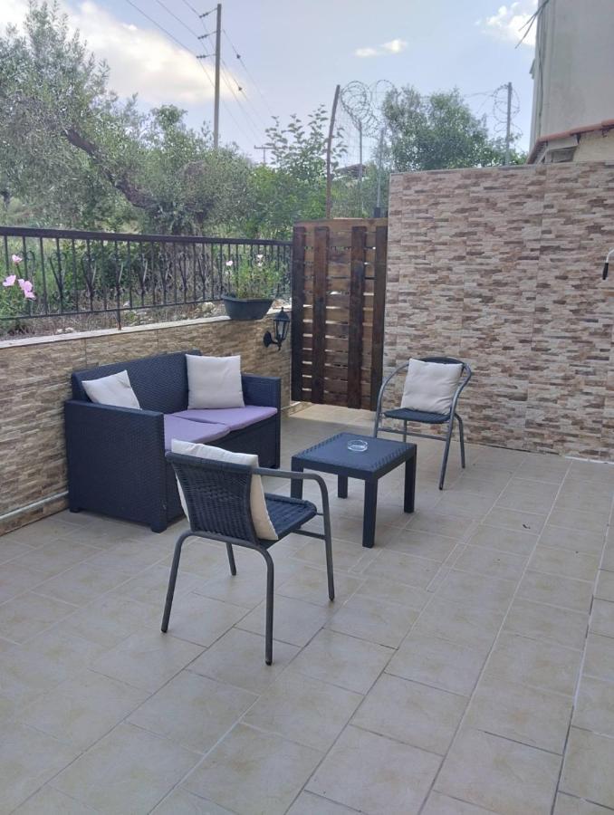 Katerina Apartments 卡拉马塔 外观 照片
